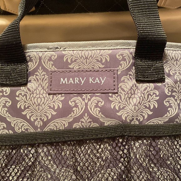 Mary Kay set of two tote bags - Picture 9 of 11